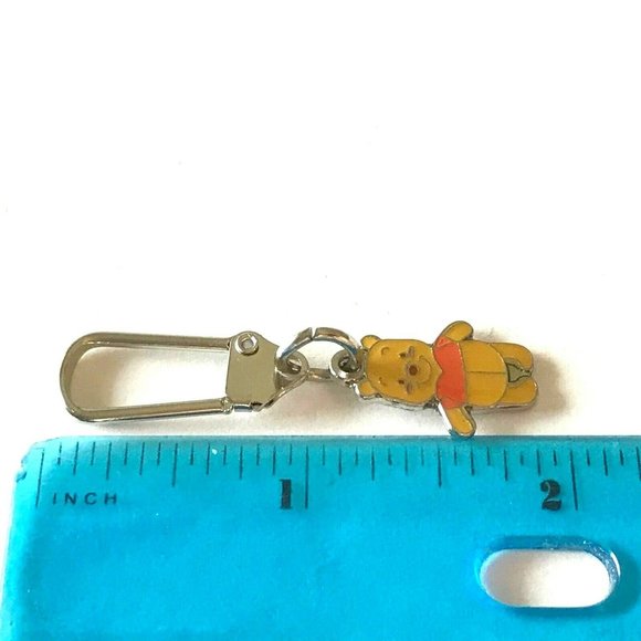 Vintage Disney Winnie The Pooh Bear Zipper Pull Purse Charm Vintage Disneyana - Picture 7 of 7